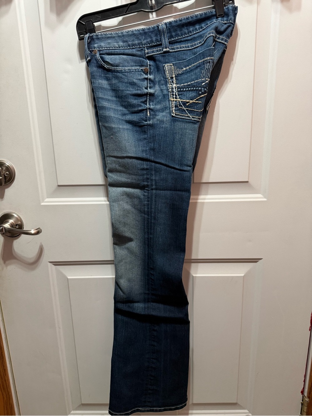 BKE Stella Low Rise Women's Medium-Dark Blue Bootcut Jeans 29L